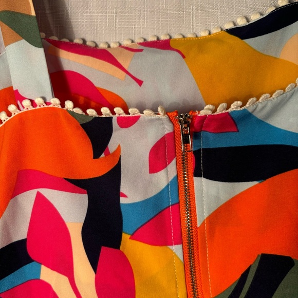 THML Bright Geometric Print Top size L - Picture 3 of 9